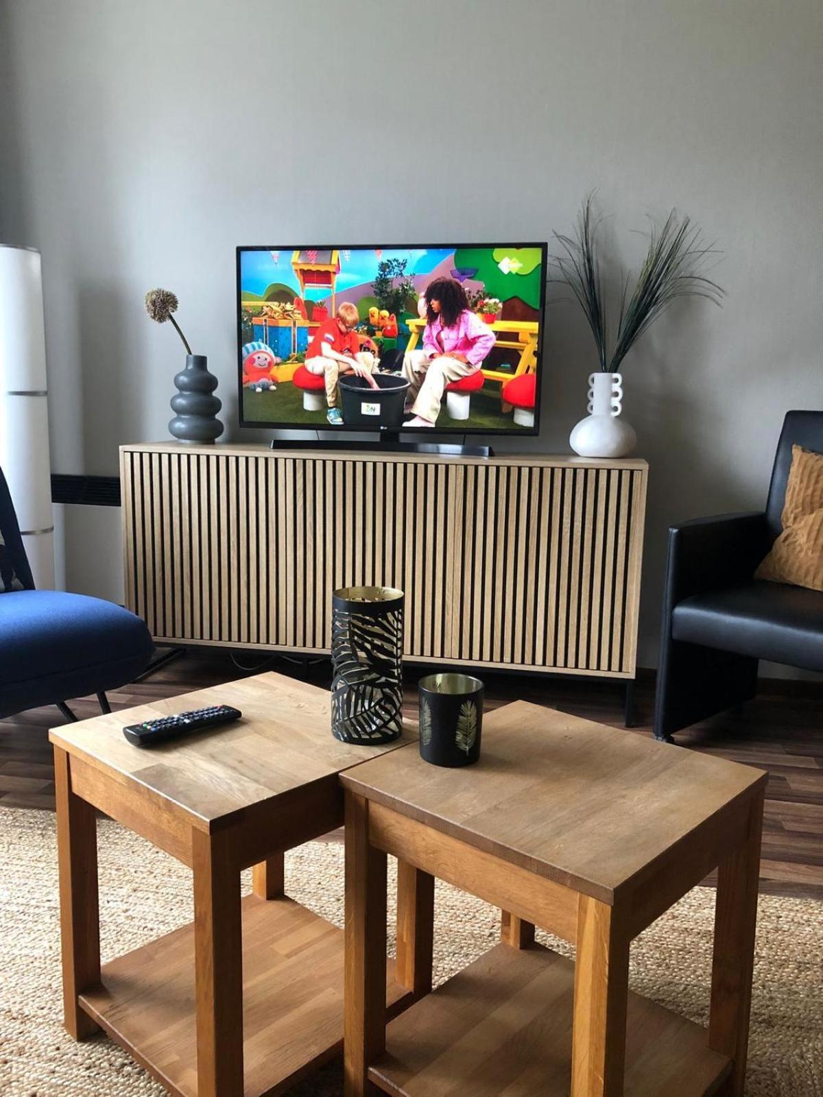Appartement De Vrijbuiter, Resort Amelander Kaap 霍勒姆 外观 照片