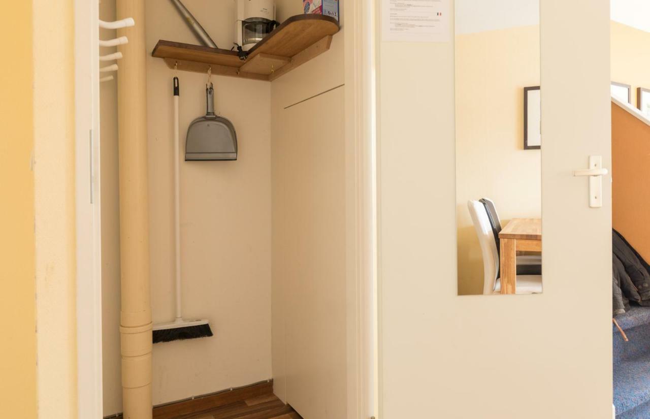 Appartement De Vrijbuiter, Resort Amelander Kaap 霍勒姆 外观 照片