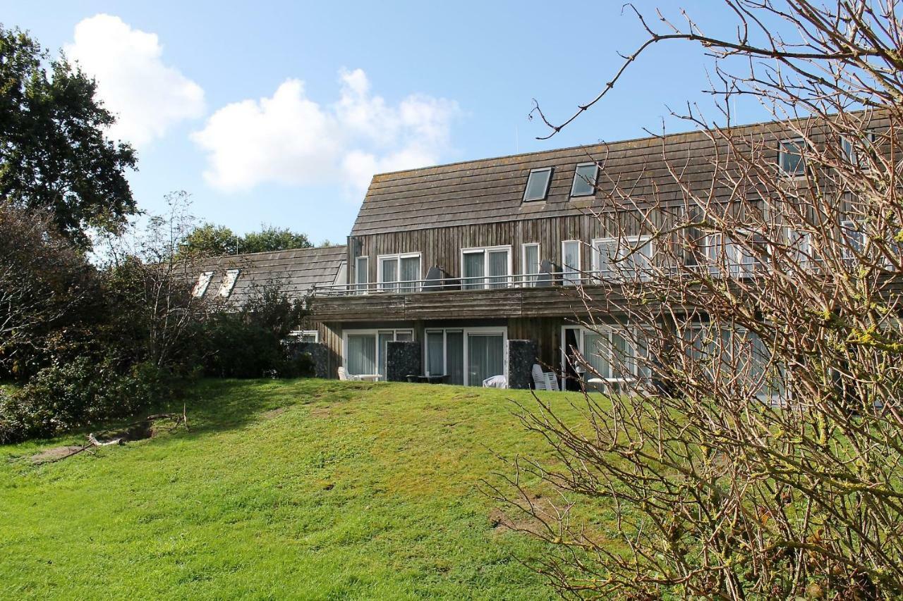 Appartement De Vrijbuiter, Resort Amelander Kaap 霍勒姆 外观 照片