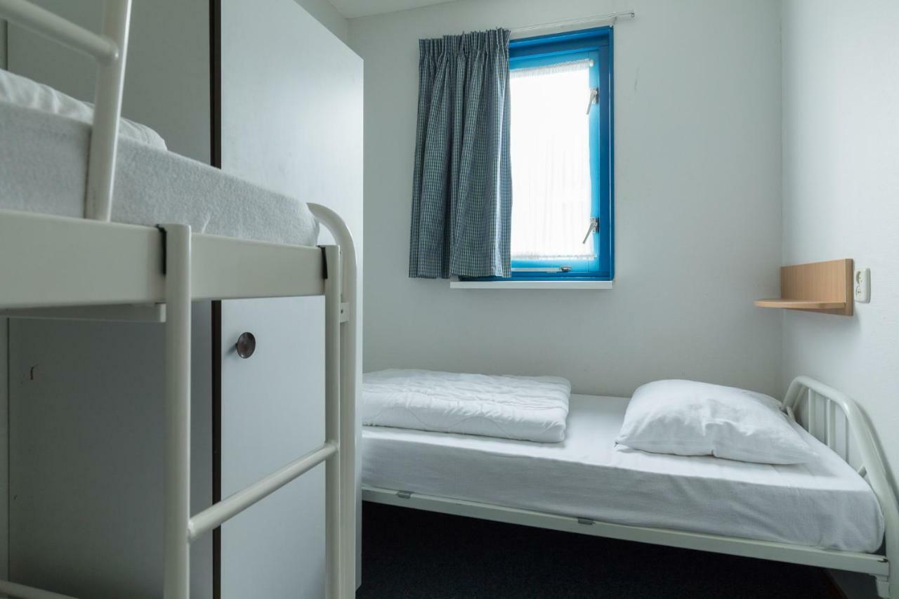 Appartement De Vrijbuiter, Resort Amelander Kaap 霍勒姆 外观 照片