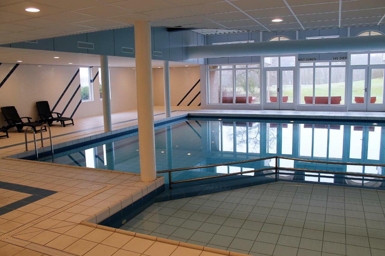 Appartement De Vrijbuiter, Resort Amelander Kaap 霍勒姆 外观 照片